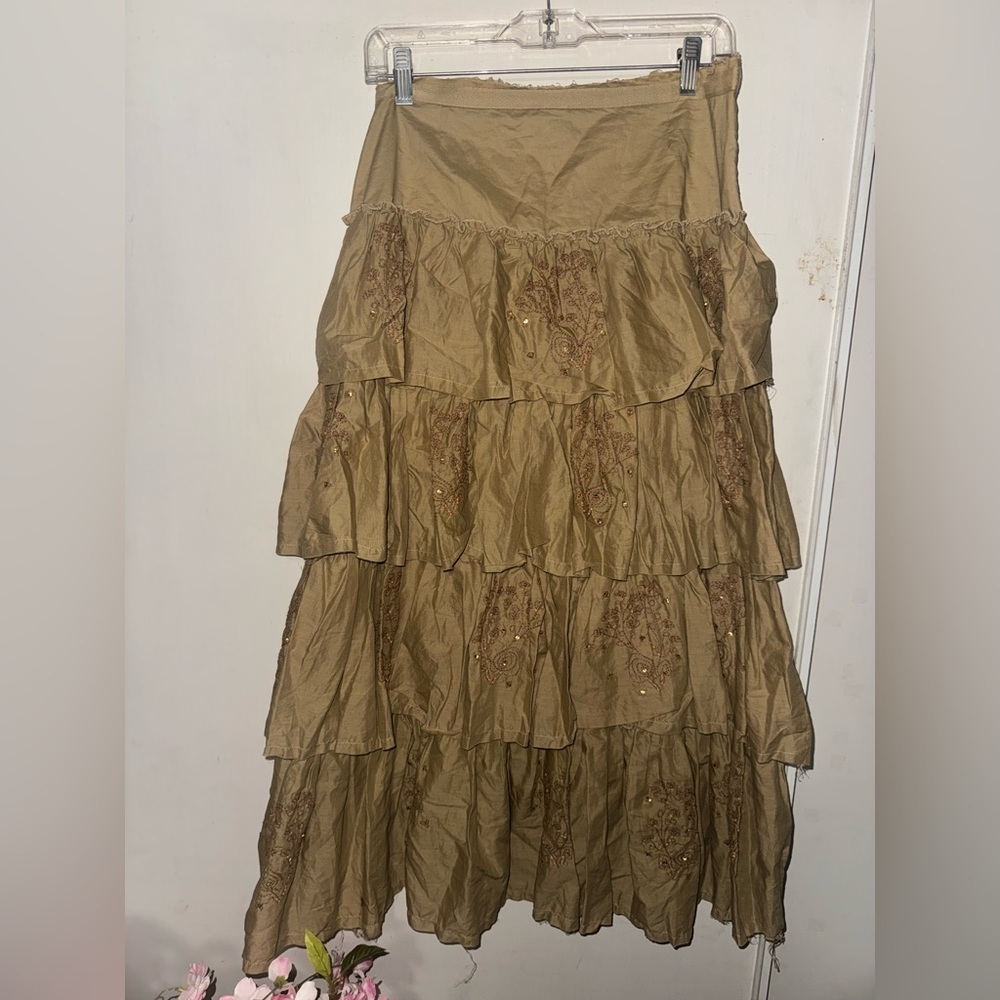 Elegant Tan Maxi Skirt - Picture 3 of 7